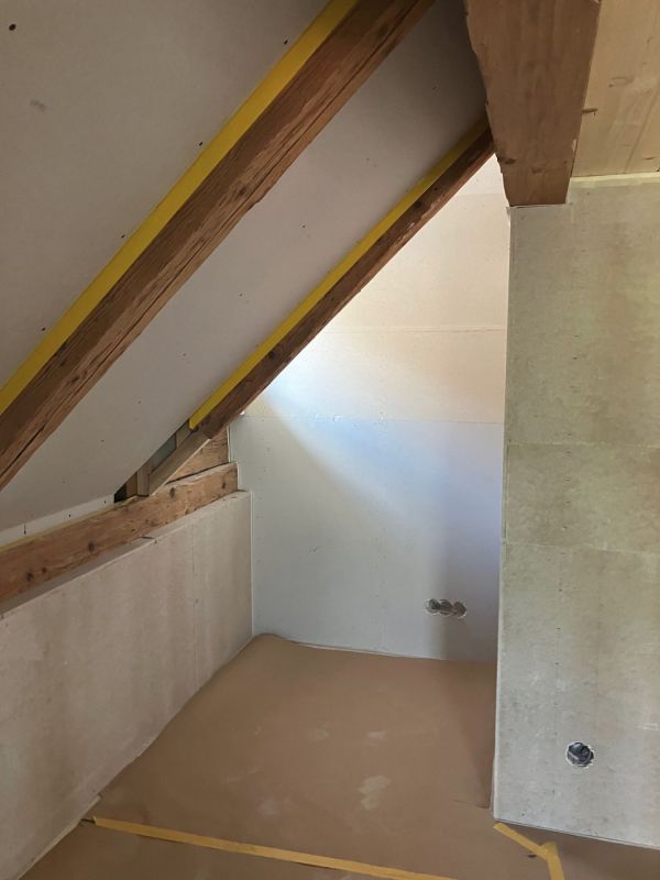 dachgeschoss ausgebaut -1-